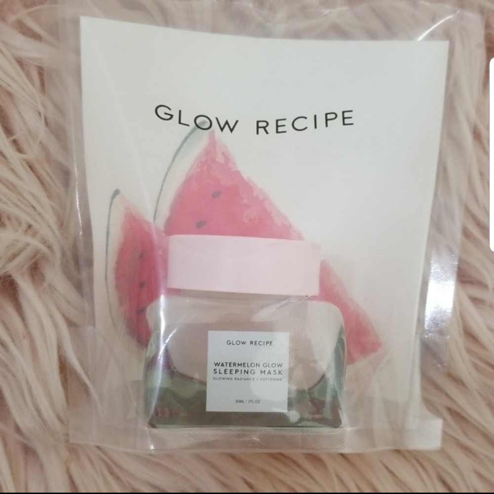 Glow Recipe watermelon sleeping mask
